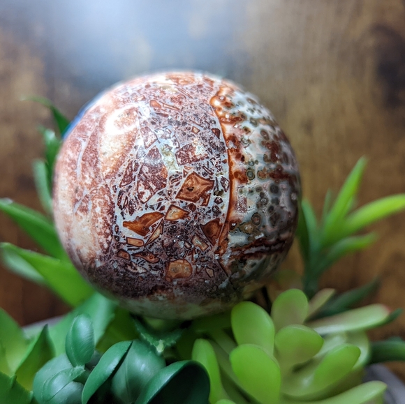 ๐ leopard Jasper Sphere ๐ - Picture 3 of 5